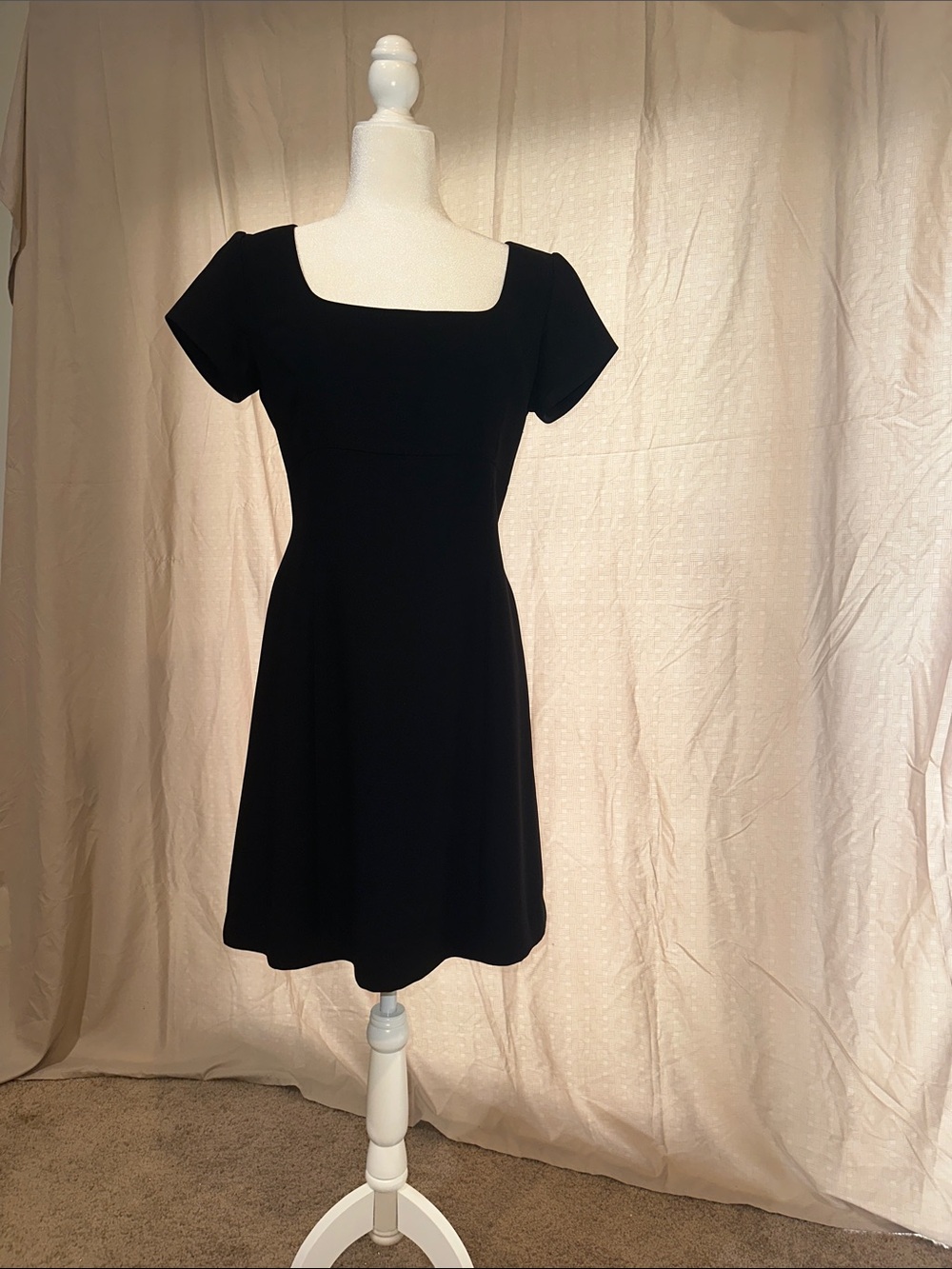 Jones New York Black Square-Neck Short Sleeve A-Line Mini Dress